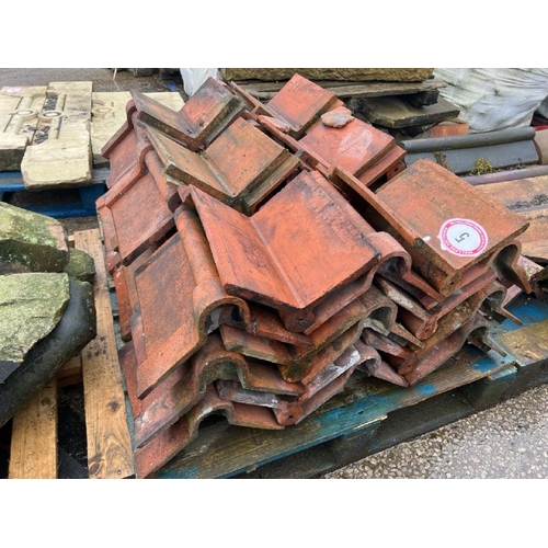 5 - Pallet of approx. x50 roll-top red ridge roof tiles, each measures 14