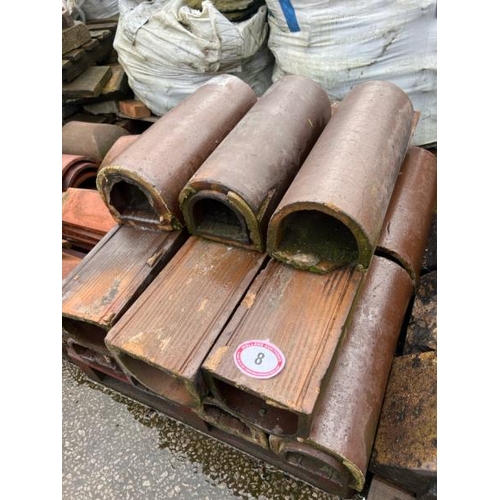 8 - Pallet of x17 salt glazed coping, measures approx. 60cm l