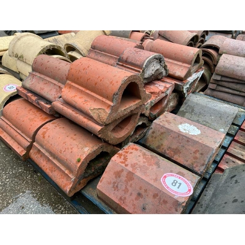 81 - Pallet of approx. x20 assorted terracotta coping, sizes and styles vary