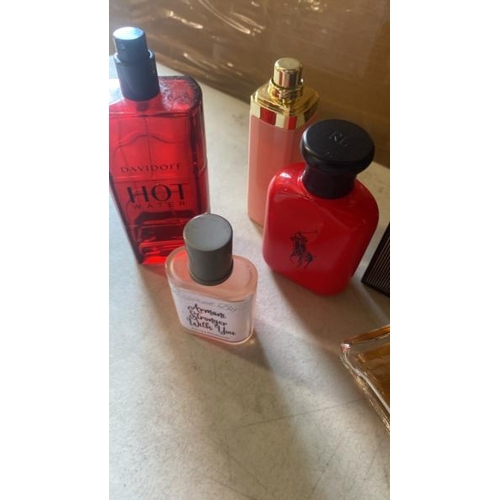 4517 - BAG OF PART USED PERFUMES AND FRAGRANCES INCL. HUGO BOSS, POLO, DAVIDOFF, JOOP! AND LANCOME