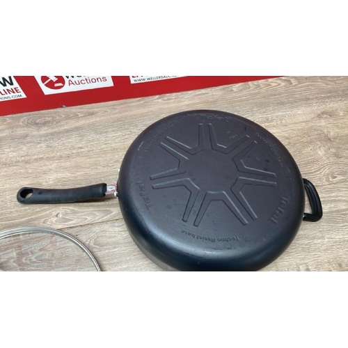 8035 - TEFAL DEEP SAUTE PAN 4.7L / SIGNS OF USE / B3