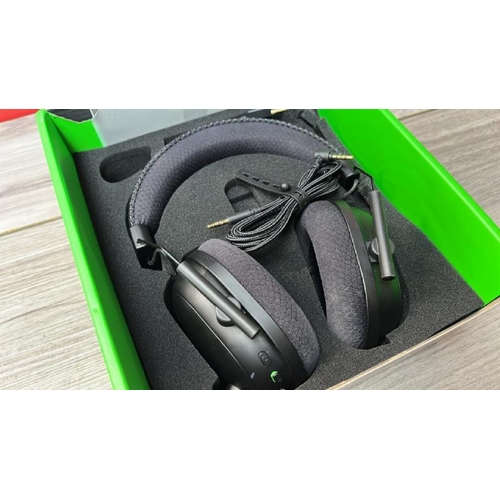 8512 - RAZER BLACKSHARK V2 PRO WIRELESS GAMING HEADSET, RZ04-03220100-R3M1 / APPEARS TO BE NEW, OPEN BOX / ... 