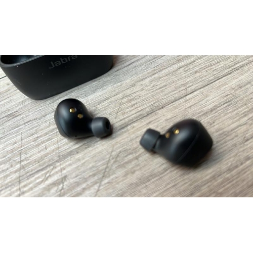 8521 - JABRA ELITE 4 ACTIVE NOISE CANCELLING EARBUDS IN BLACK / POWERS UP, CONNECTS & PLAYS MUSIC / WITH BO... 