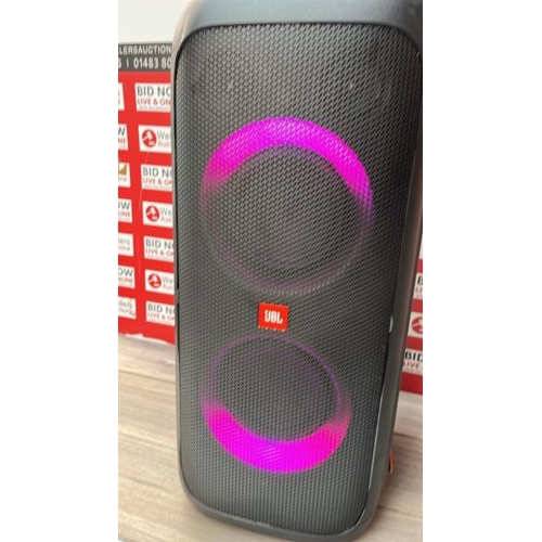 8549 - JBL PARTYBOX 310 BLUETOOTH PARTY SPEAKER / MINIMAL SIGNS OF USE / POWERS UP, CONNECTS AND PLAYS MUSI... 