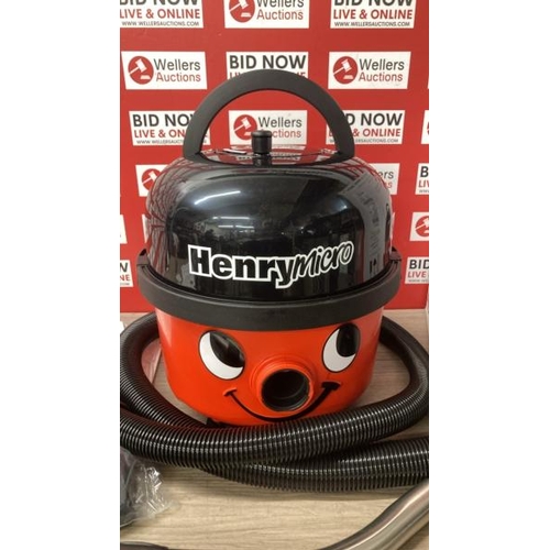 4004 - HENRY MICRO HI-FLO VACUUM CLEANER / POWERS UP / MINIMAL SIGNS OF USE / SEE IMAGES / B34