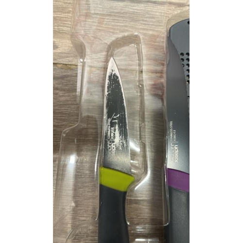 4021 - JOSEPH JOSEPH ELEVATE KNIVES / SIGNS OF USE / F15