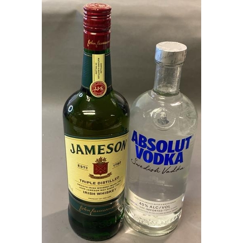 9511 - ABSOLUT VODKA SWEDISH 1L + JAMESON IRISH WHISKEY 1L