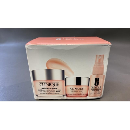 9602 - CLINIQUE TRAVEL EXCLUSIVE SET MOISTURE / BRAND NEW