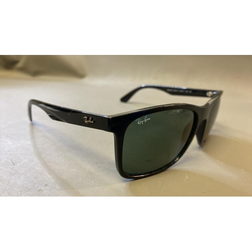 9614 - RAY BAN SUNGLASSES + CASE - PRE OWENED