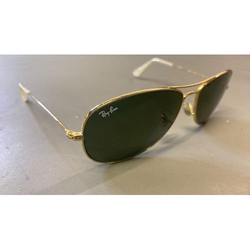 9617 - RAY BAN SUNGLASSES + CASE - PRE OWENED