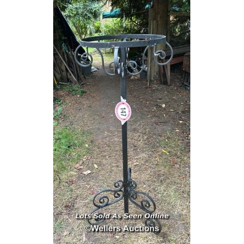 147 - Wrought iron stand, 110cm (h) x 45cm (w) / Please bring equipment and labour to assist with removal ... 