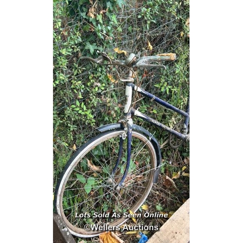 154 - Vintage Ulser Tourist bicycle / Please bring equipment and labour to assist with removal of all lots... 