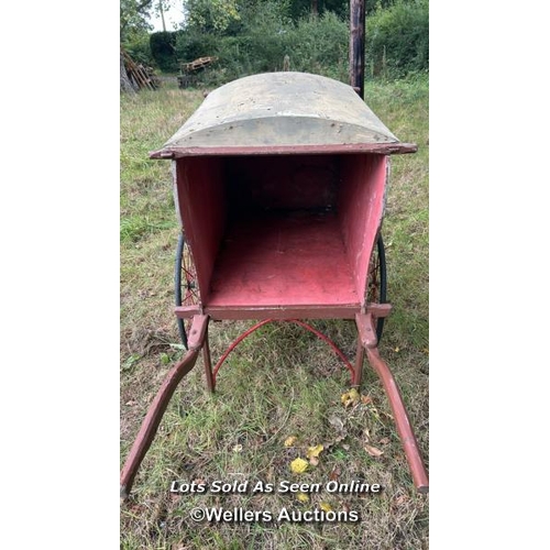 160 - Victorian delivery cart, 126cm (h) x 160cm (l) x 93cm (w) / Please bring equipment and labour to ass... 