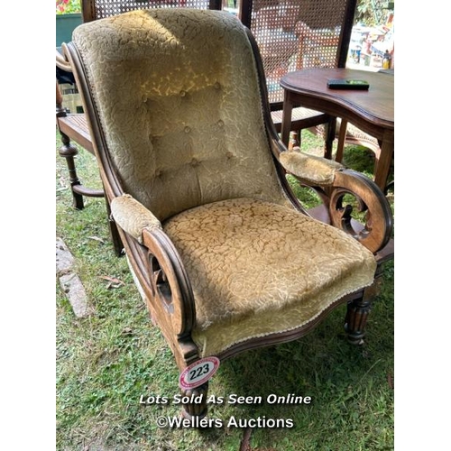 223 - A gothic style William IV mahogany armchair, 90cm (h) x 60cm (w) x 55cm (d) / Please bring equipment... 