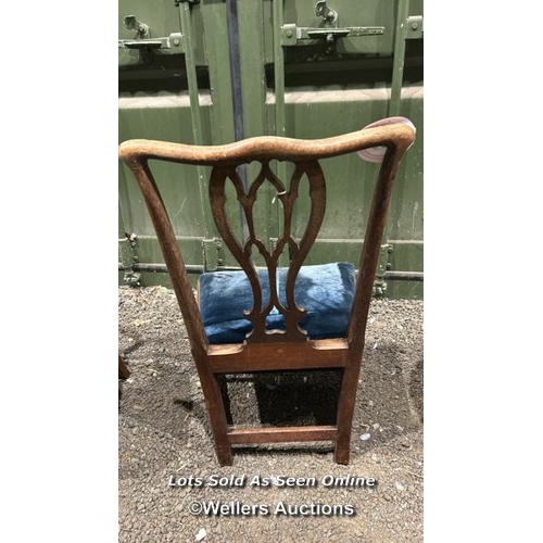 256 - A Georgian Chippendale style country chair, 83cm (h) x 52cm (w) x 42cm (d) / Please bring equipment ... 