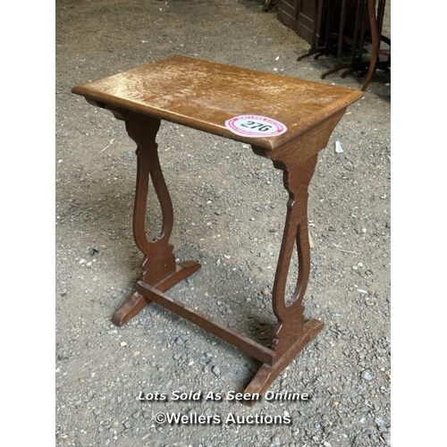 276 - A small c.1930's oak table, 82cm (h) x 48cm (w) x 33cm (d) / Please bring equipment and labour to as... 