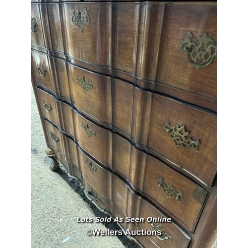 384 - 18th century continental walnut chest of four drawers, 103cm (h) x 105cm (w) x 67cm (d) / Please bri... 