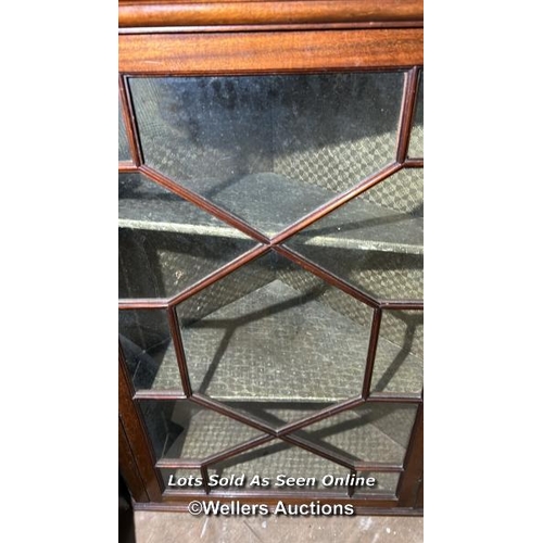 406 - Edwardian mahogany astragal glazed corner cabinet in the Georgian style, 92cm (h) x 80cm (w) x 47cm ... 