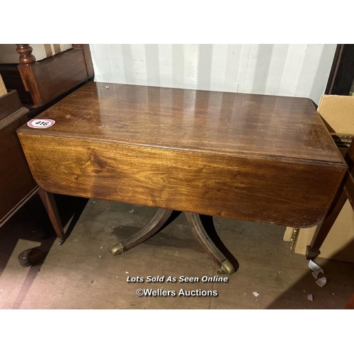 416 - A Georgian mahogany drop leaf breakfast table, 73cm (h) x 115cm (l) 110cm (d) full extended / Please... 