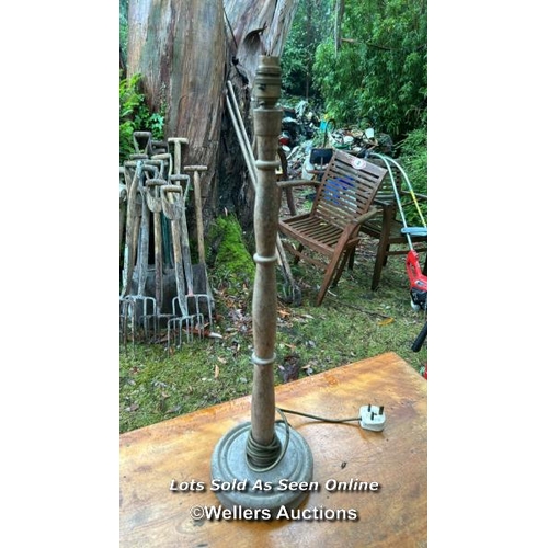 443 - Oak electric lamp stand, 71cm (h) / Please bring equipment and labour to assist with removal of all ... 