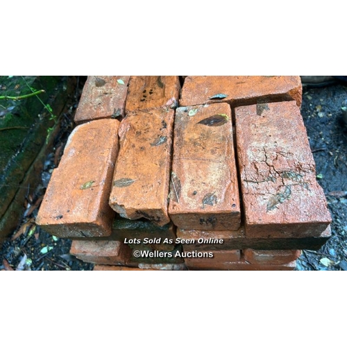 463 - Pallet of approx. x75 Selbourne bricks, 7cm (h) x 21cm (w) x 10cm (d) (no lifting equipment on site,... 