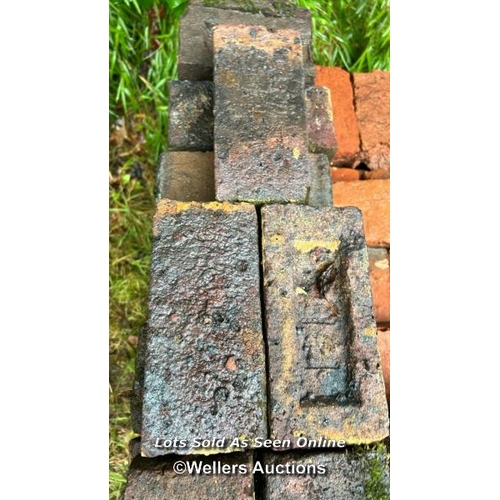 476 - Approx. x90 dark facing brick (no lifting equipment on site, buyer must be prepared with suitable la... 