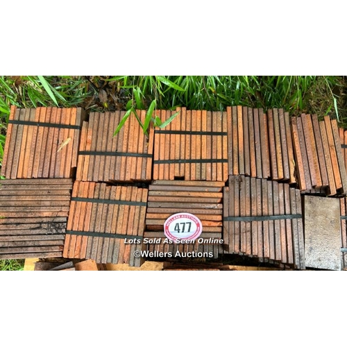 477 - x250 Hawkins pavers (no lifting equipment on site, buyer must be prepared with suitable labour for r... 