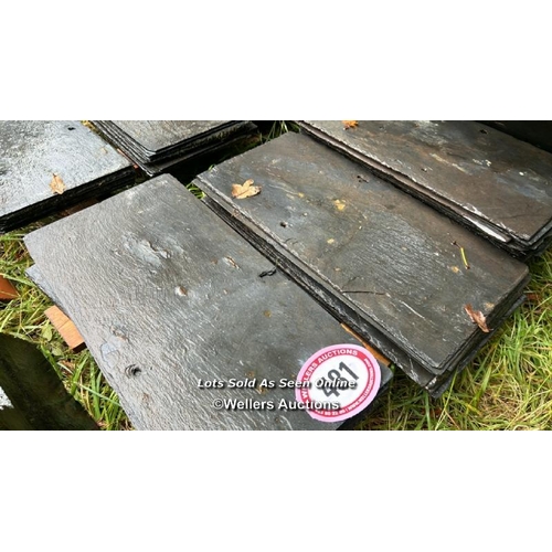 481 - Approx. x100 roofing slates (no lifting equipment on site, buyer must be prepared with suitable labo... 