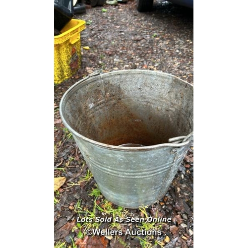 495 - Two galvanised planters / Please bring equipment and labour to assist with removal of all lots. All ... 