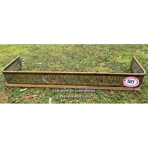 501 - A pierced brass fender, 15cm (h) x 108cm (w) x 30cm (d) / Please bring equipment and labour to assis... 