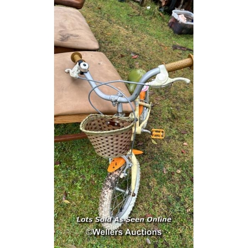 506 - Vintage Elswick children's bike with front wicker basket / Please bring equipment and labour to assi... 