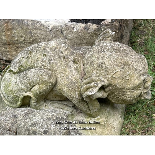 73 - Harlequin pair of gargoyle pier caps, 33cm (h) x 30cm (w) x 53cm (d) / Please bring equipment and la... 