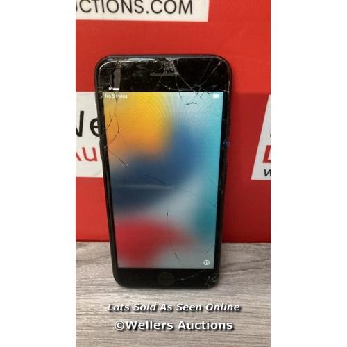 9199 - APPLE IPHONE 7 / A1778 / 32GB / I-CLOUD UNLOCKED / SERIAL NO. DNTSDPUHHG7F / SEE IMAGES