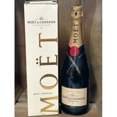 372 - MOET & CHANDON IMPERIAL BRUT 750ML - 12% / G29