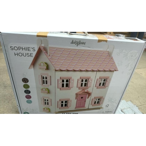 377 - LE TOY VAN SOPHIES HOUES, APPEARS NEW / G6