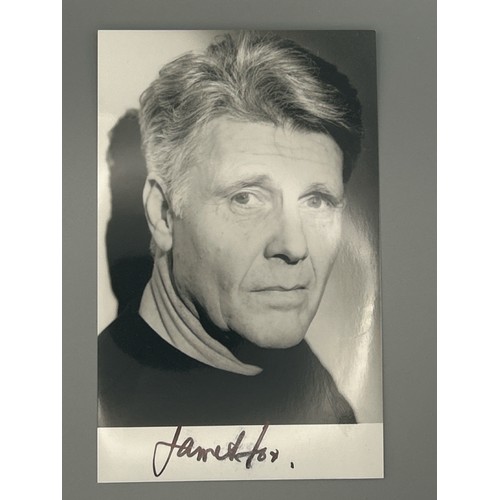 49 - A signed photograph of actor James Fox (Edward Fox's Brother)