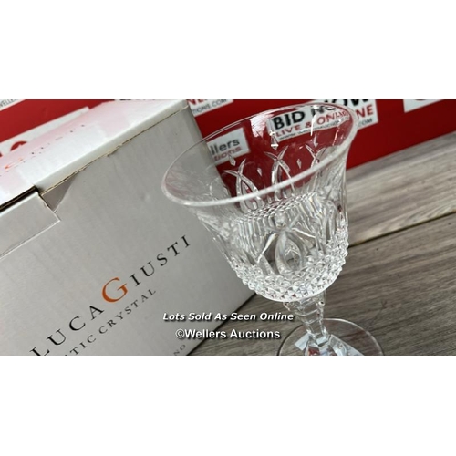 112 - MARIO LUCA GIUSTI WINE GLASS ITALIA CLEAR / SET OF FIVE / APPEARS TO BE NEW, OPEN BOX / RRP: �134 / ... 