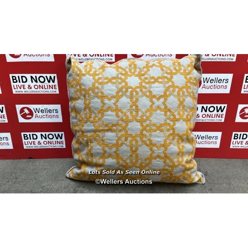 384 - SEP HONEY &  MUSTARD PUTRAJAYA GREY CUSHION / APPEARS TO BE NEW, WITHOUT TAGS / E70