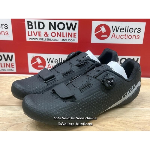 11 - GIRO CADET MENS ROAD ROAD CYCLING SHOES / UK 10 / APPEARS NEW OPEN BOX / T11-T20