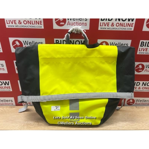 21 - HUMP REFLECTIVE WATERPROOF 30L SINGLE PANNIER / NEW BUT STAINED / T11-T20