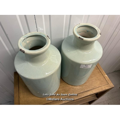 19 - Pair of glazed ceramic pots, 42cm h x 25cm at base / titan storage solutions, orchard business park,... 