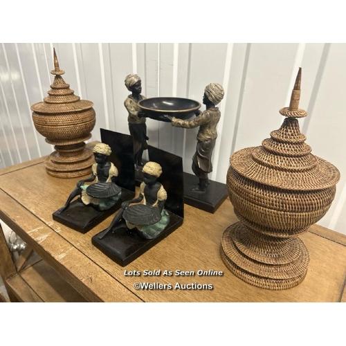 25 - African style book ends, trinket bowl and pair of wicker ornaments / container no: s207 / titan stor... 