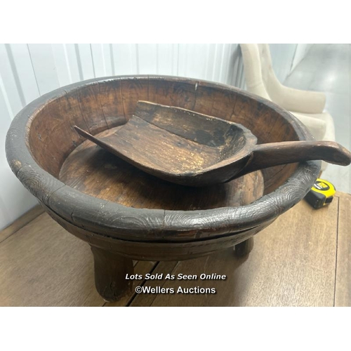 50 - Decorative african style wooden scuttle, 26cm h x 54cm dia / container no: s207 / titan storage solu... 