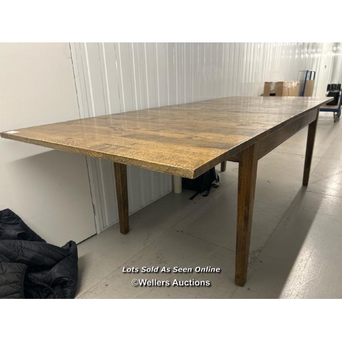 72 - Large extendable oak dining table, 80cm h x 250cm long at full extension x 100cm wide / container no... 