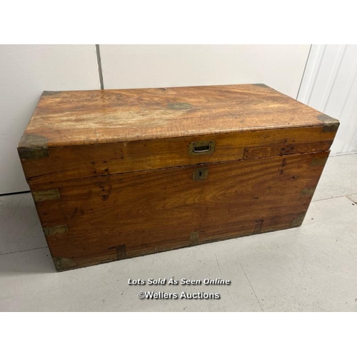 87 - Campherwood brass bound campaign trunk, some scratches to surface, 50cm h x 100cm w x 51cm d / conta... 