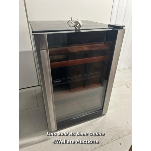 88 - Samsung rw52dass wine fridge, 84cm h x 60cm w x 70cm d / container no: s210 / titan storage solution... 