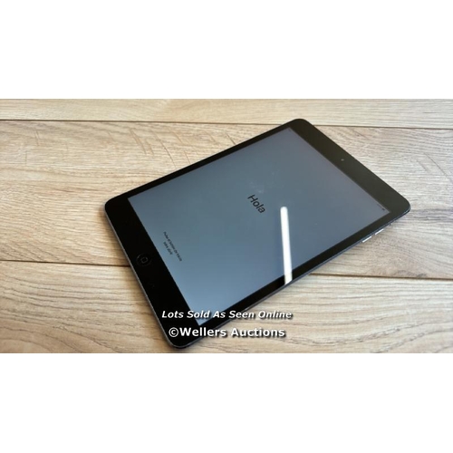 201 - APPLE IPAD MINI 2 / A1489 / SPACE GREY / 32GB / SERIAL NO. DLXN33NQFCM6 / I-CLOUD LOCKED / MINOR SCR... 