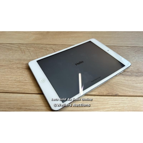 206 - APPLE IPAD MINI 2 / A1489 / SILVER / 16GB / SERIAL NO. DQXLQR5UFCM8 / I-CLOUD LOCKED / SCREEN DAMAGE... 