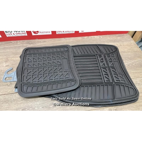 41 - MICHELIN MD980-16 RUBBER CAR MATS / APPEARS TO BE NEW / E5