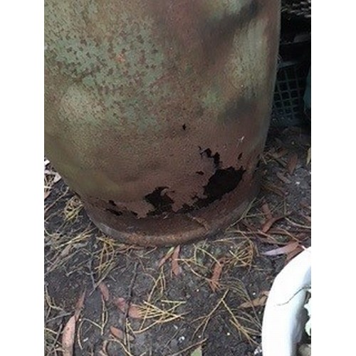 487 - A large galvanised barrel/planter with hole in base, 88cm (h) / Please bring equipment and labour to... 